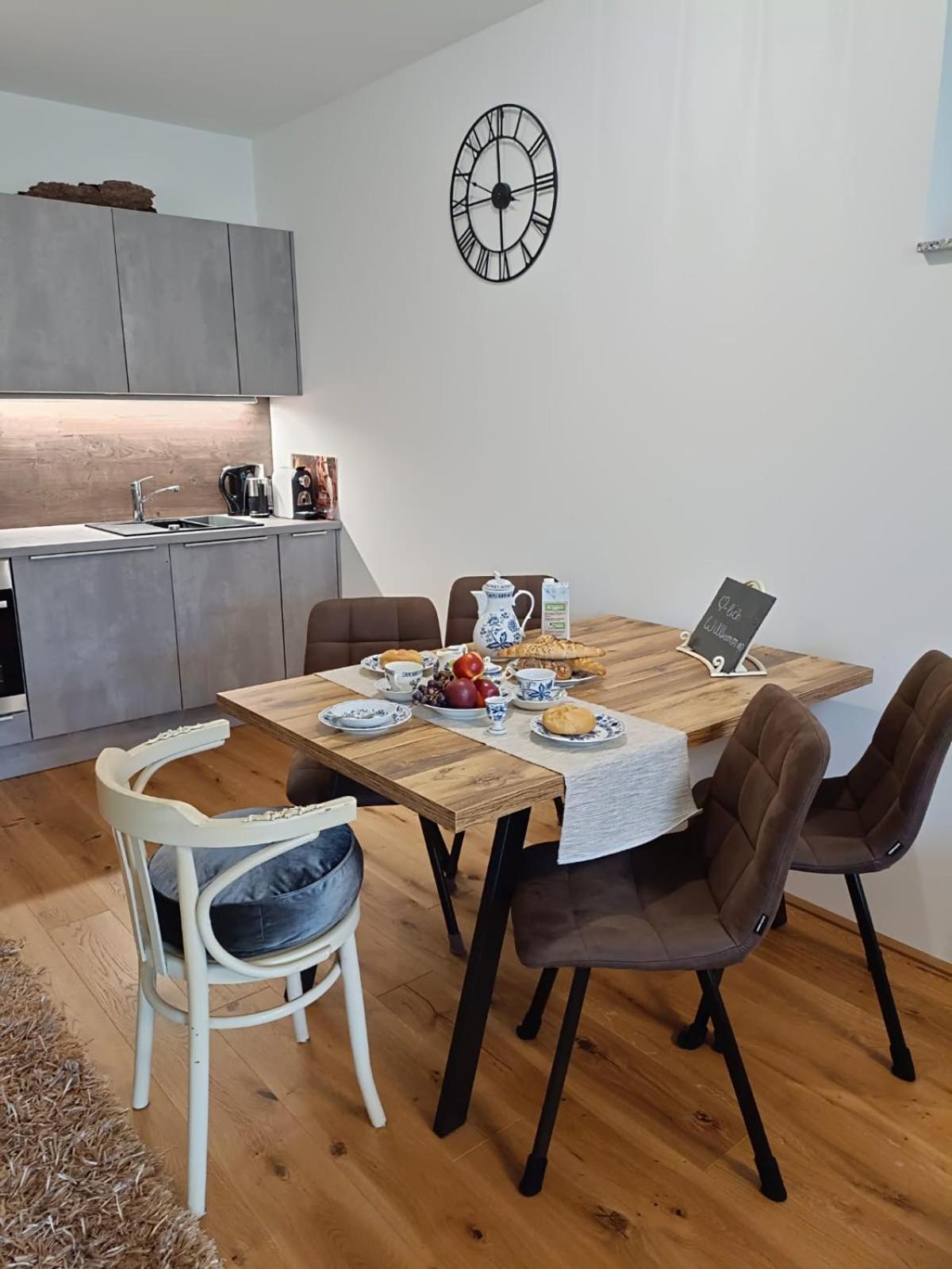 Ferienwohnung Karasek Deluxe Заттендорф Экстерьер фото